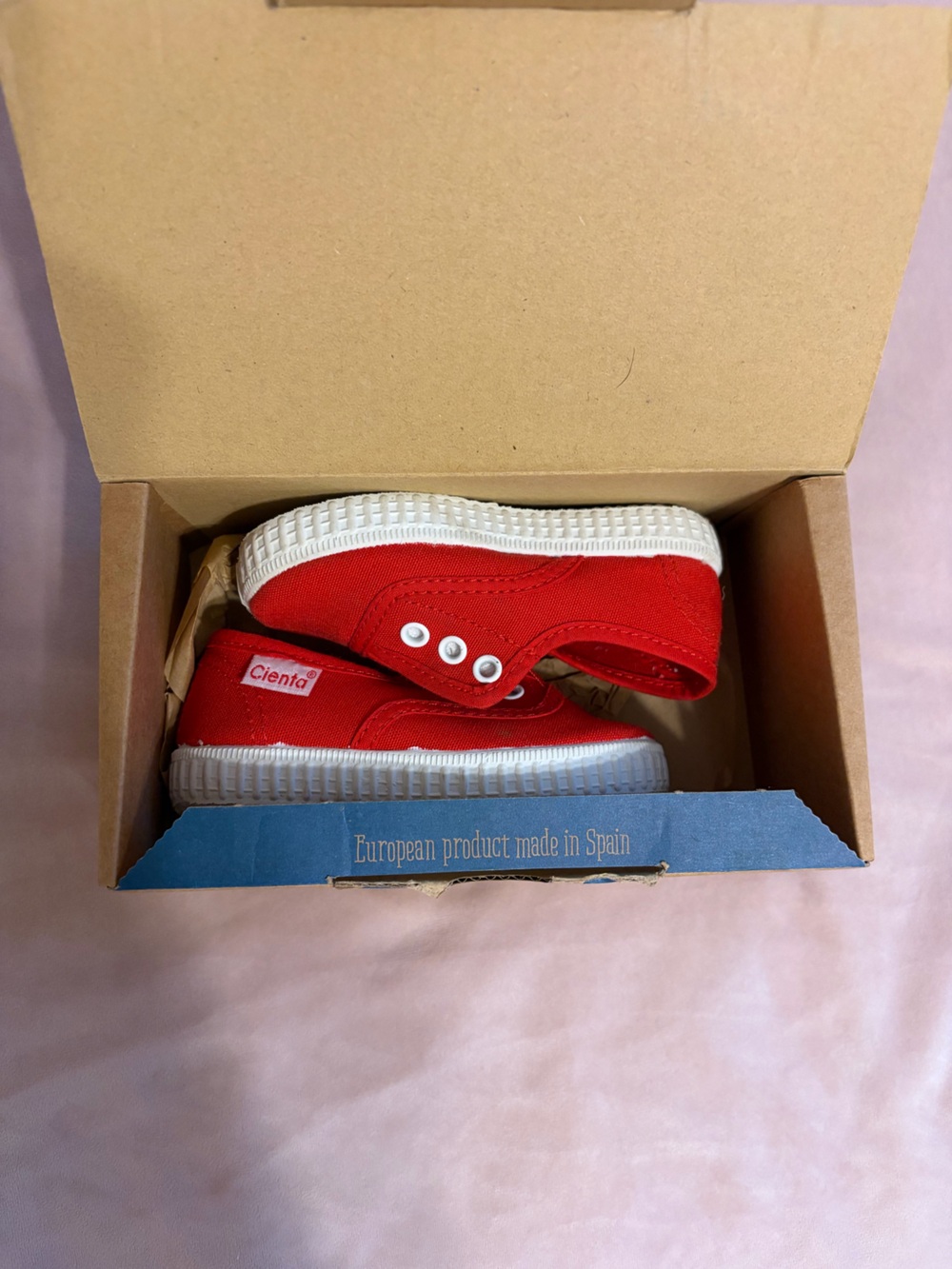 Cienta Kids Red Canvas Slip-On Sneakers